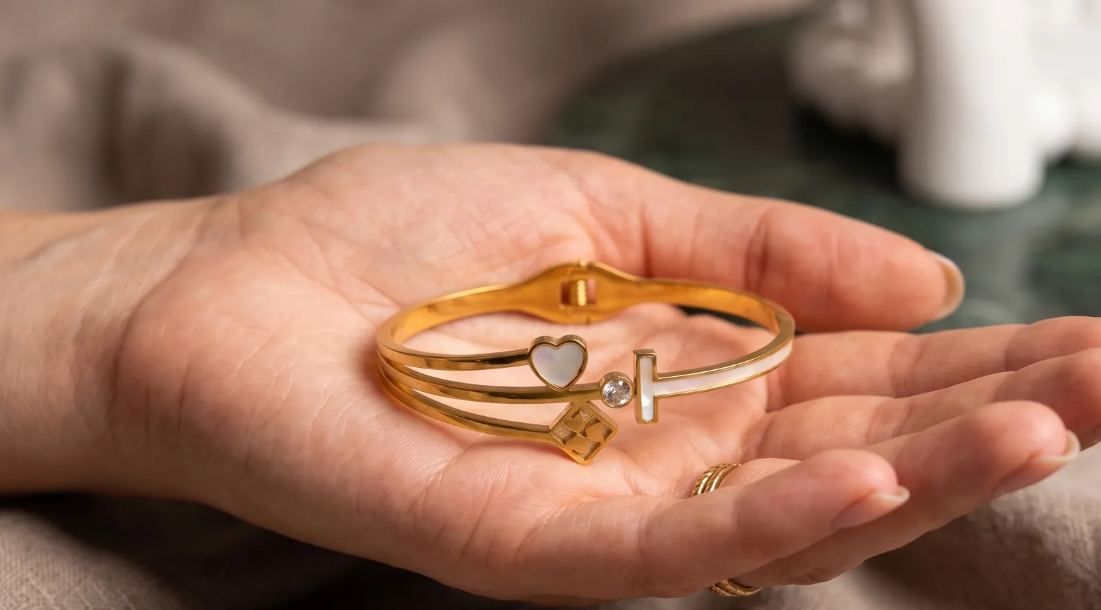 Luxe Heart and T-Bar Bracelet 2