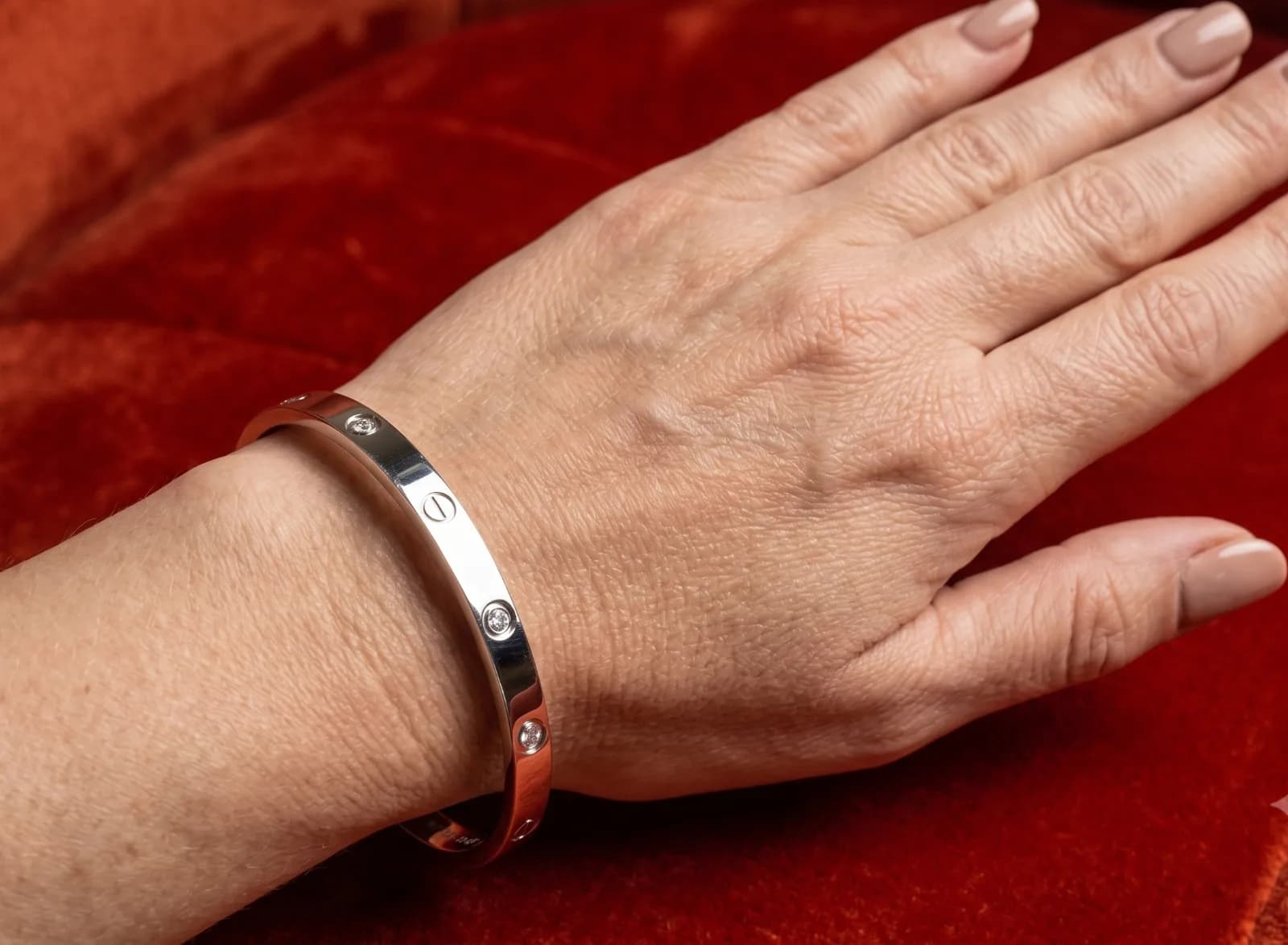 Silver Screw Motif Crystal Anti Tarnish Bracelets 2