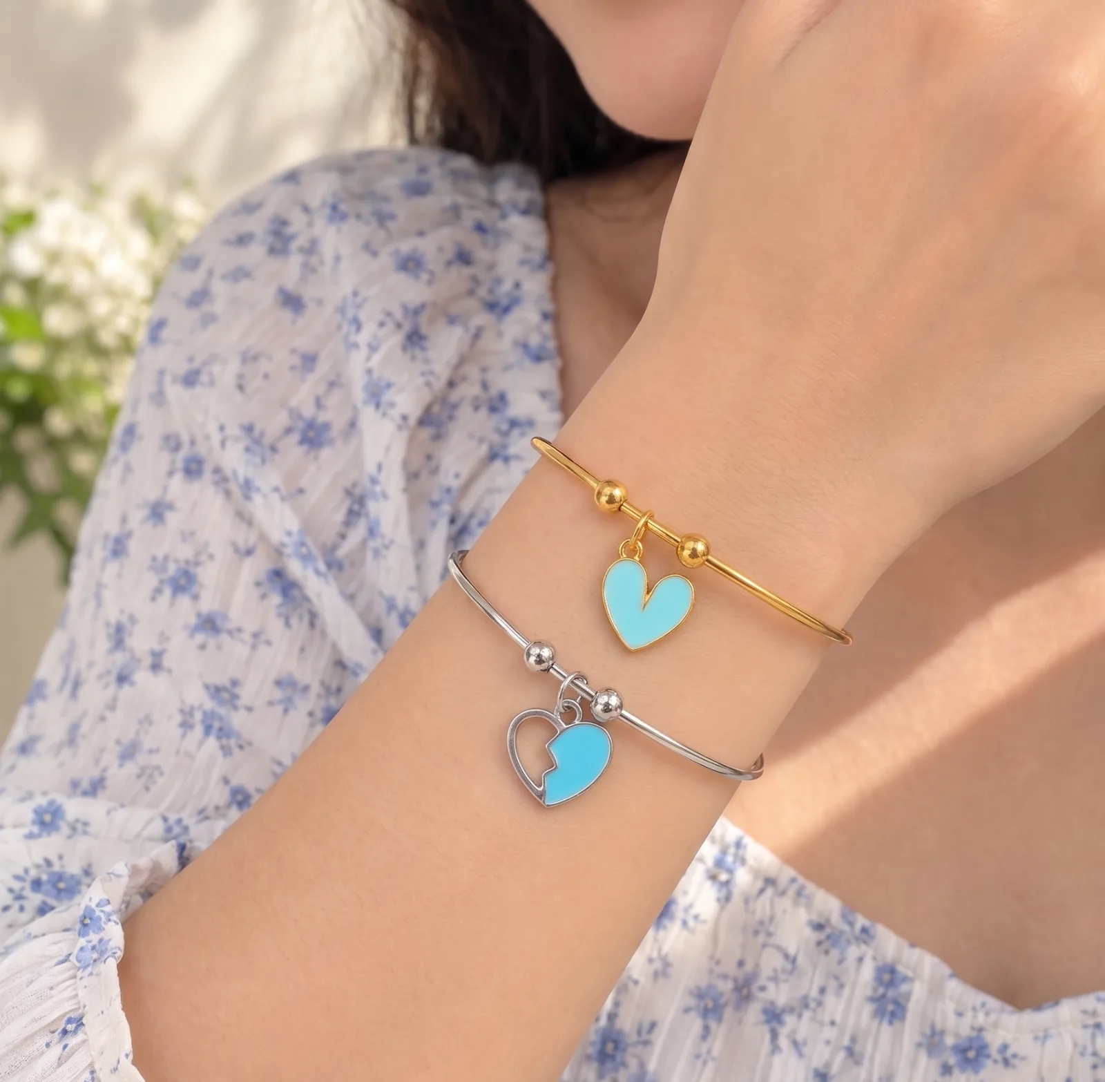 Blue Heart Charm Bangle Bracelets 3