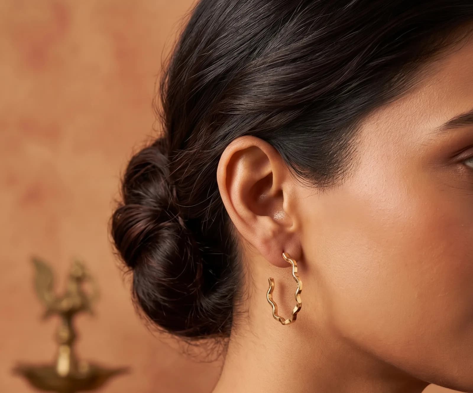 Gold Wavy Hoop Earrings 4