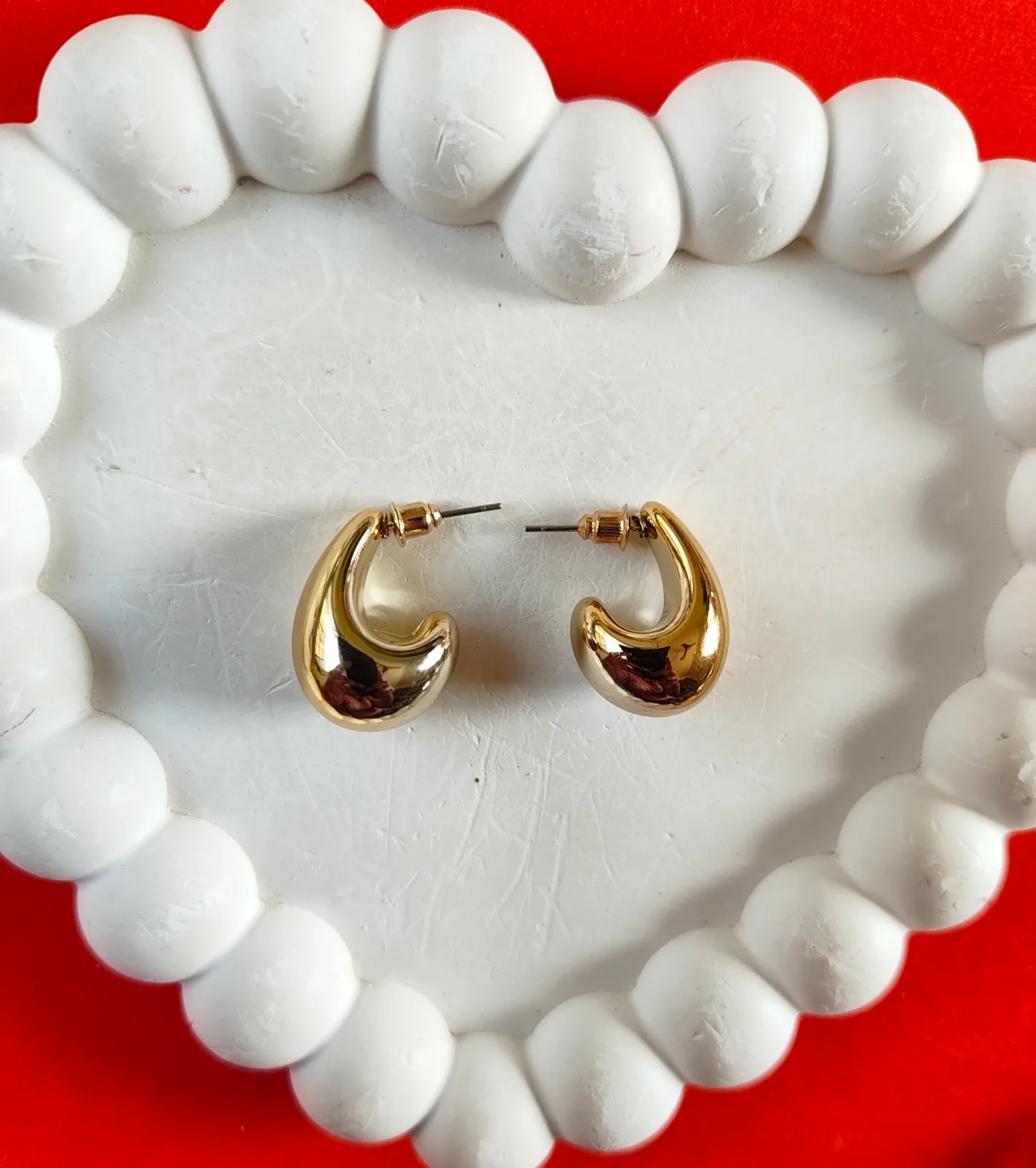 Gold Chunky Teardrop Hoop Earrings 3