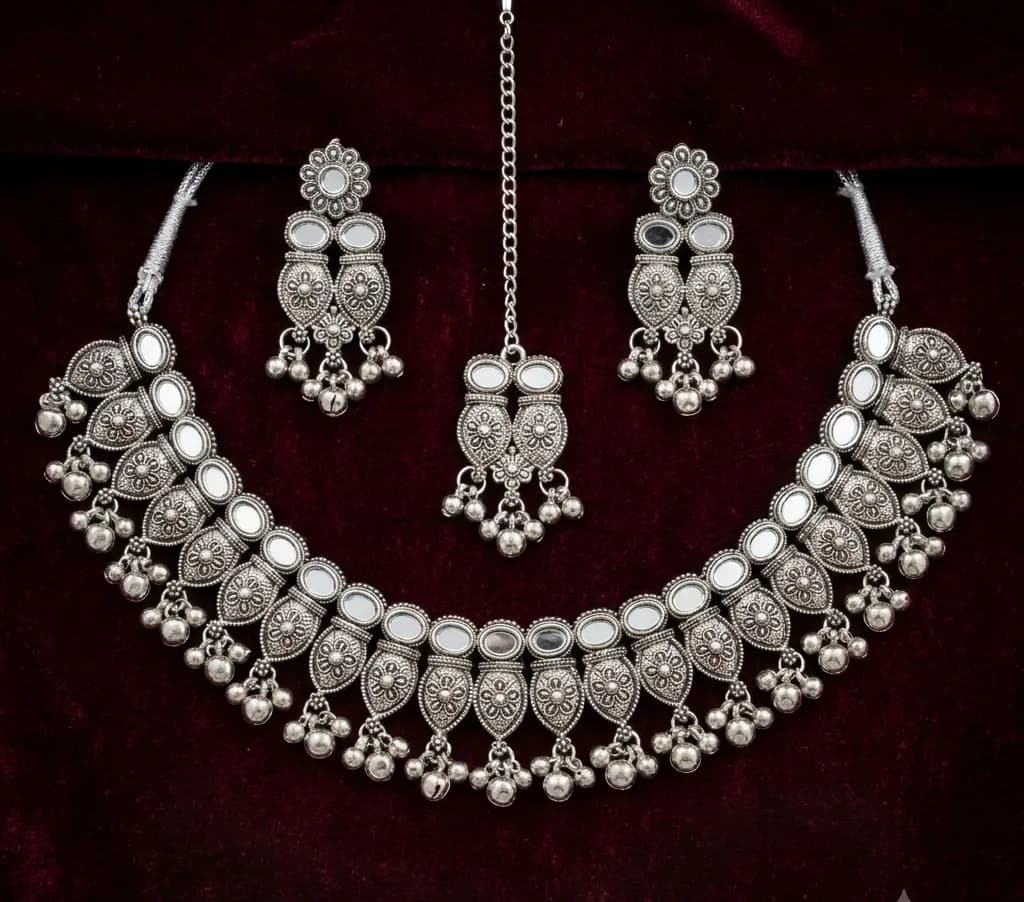 Oxidised Silver Mirror-Work Choker Jewellery Set with Earrings & Maang Tikka 2
